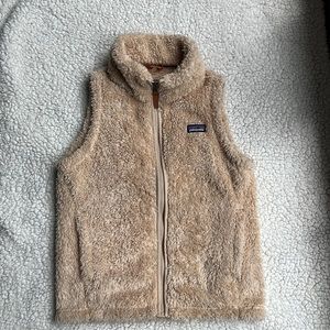 Girls Patagonia fleece vest